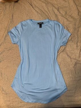 Extra long microfiber baby blue tee